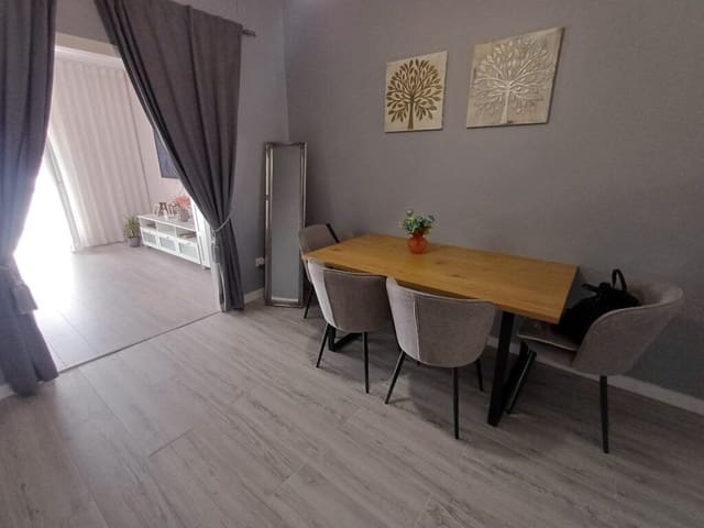 4 soveværelse Byhus til salg i Oliva - € 215.000 (Ref: 9497045)