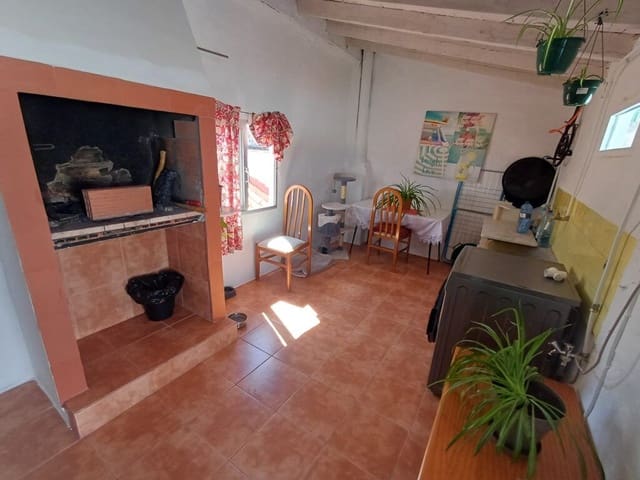 4 soveværelse Byhus til salg i Oliva - € 215.000 (Ref: 9497045)