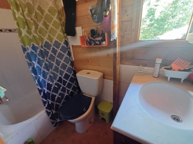 13 makuuhuone Kaupallinen myytävänä paikassa Oliva mukana uima-altaan 
autotalli - 450 000 € (Ref: 9497046)