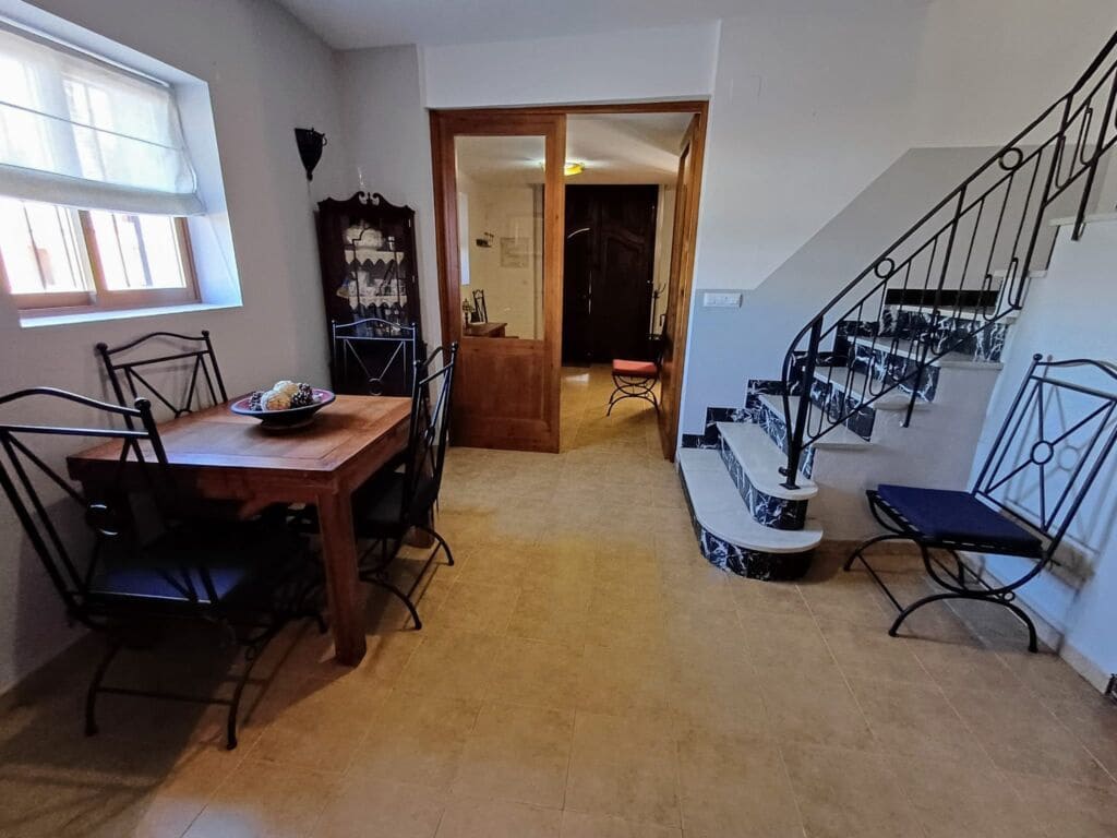 3 bedroom Townhouse for sale in Oliva - € 229,900 (Ref: 9497047)