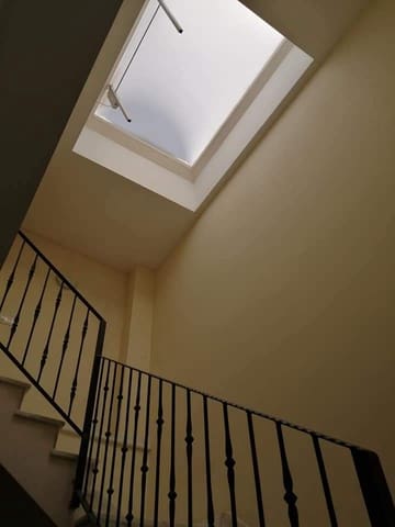 5 quarto Casa em Banda para venda em Oliva com garagem - 229 000 € (Ref: 9497048)