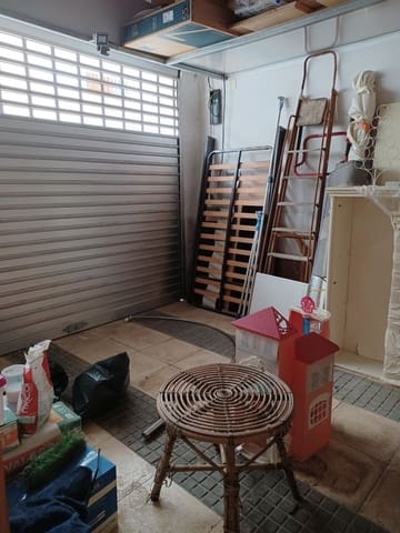 3 soverom Hus til salgs i Oliva med garasje - € 240 000 (Ref: 9497048)