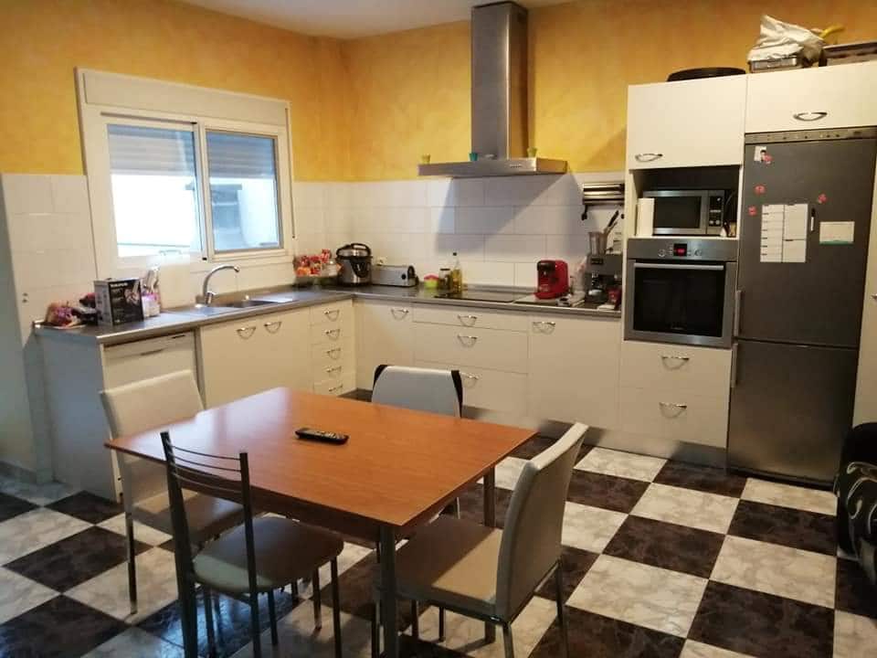 3 bedroom Townhouse for sale in Oliva with garage - € 240,000 (Ref: 9497048)