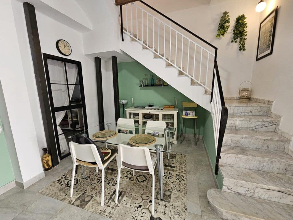 3 soveværelse Byhus til salg i Oliva - € 248.000 (Ref: 9524151)