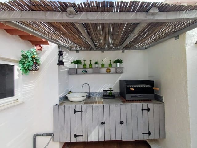 3 soveværelse Byhus til salg i Oliva - € 169.500 (Ref: 9524152)