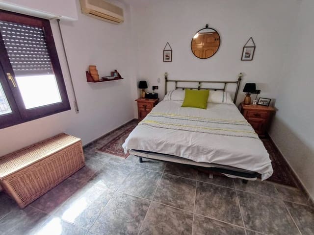 3 soveværelse Byhus til salg i Oliva - € 169.500 (Ref: 9524152)