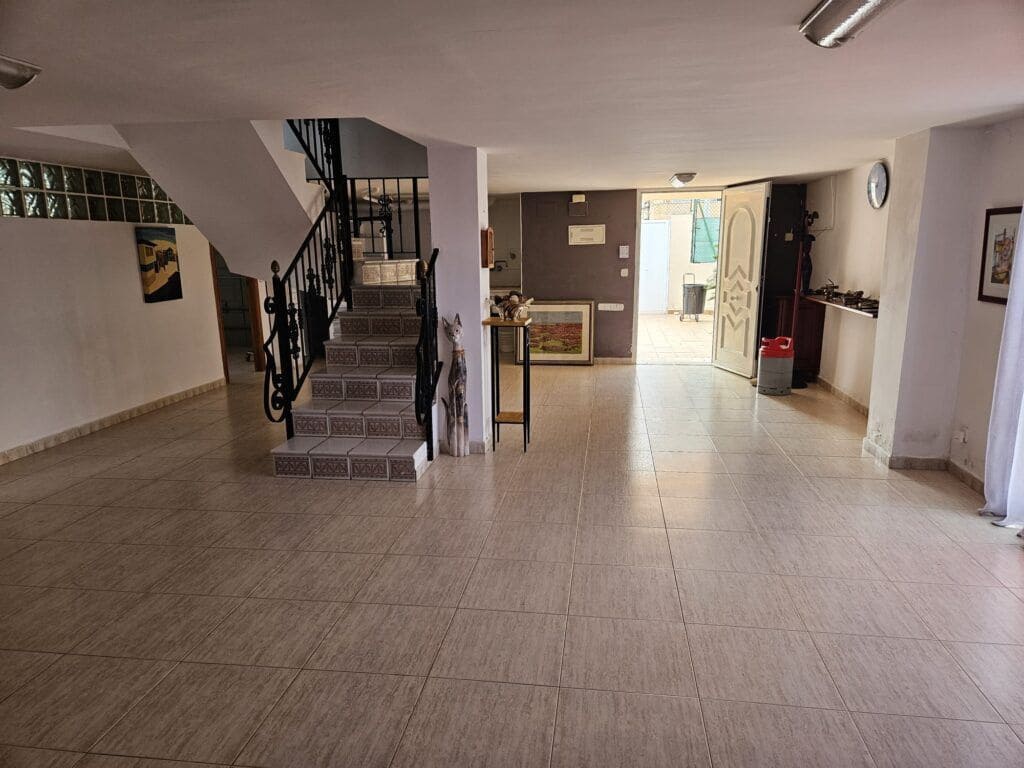 4 soveværelse Villa til salg i Oliva med garage - € 1.200.000 (Ref: 9535644)