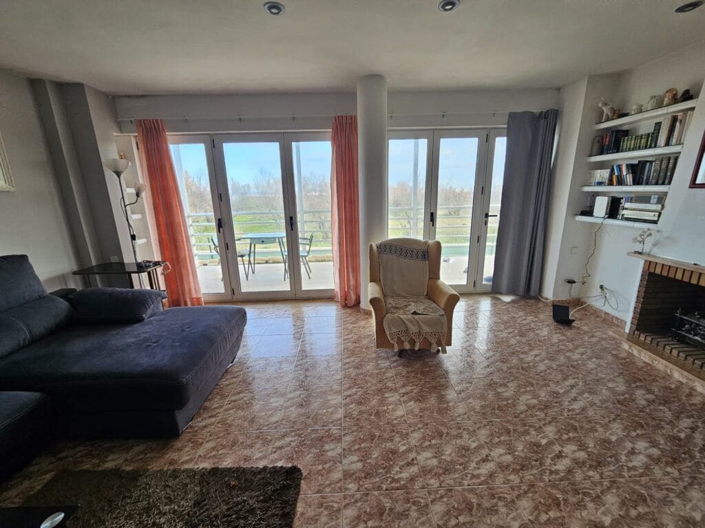 4 soveværelse Villa til salg i Oliva med garage - € 1.200.000 (Ref: 9535644)