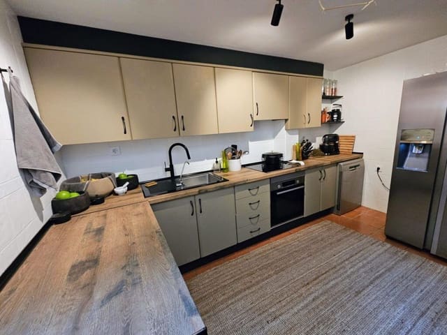 3 chambre Maison de Ville à vendre à Oliva - 255 000 € (Ref: 9535645)