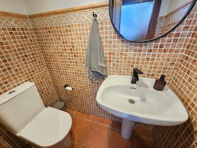 3 chambre Maison de Ville à vendre à Oliva - 255 000 € (Ref: 9535645)