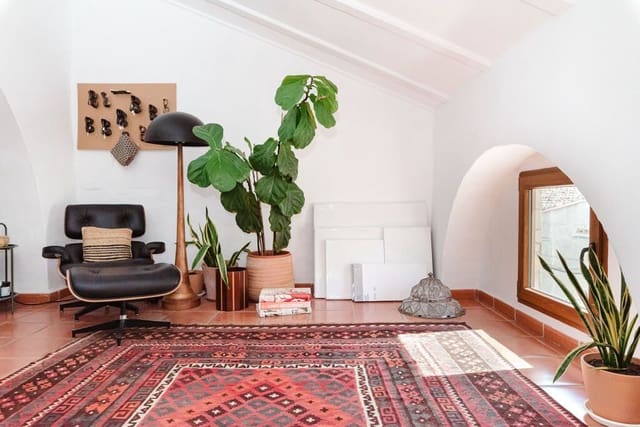 3 sypialnia Dom na sprzedaż w Oliva - 265 000 € (Ref: 9535645)