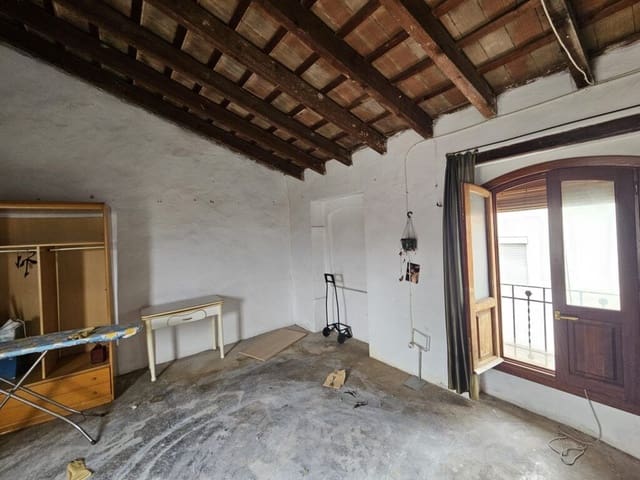 3 sovrum Hus till salu i Oliva - 115 000 € (Ref: 9535646)