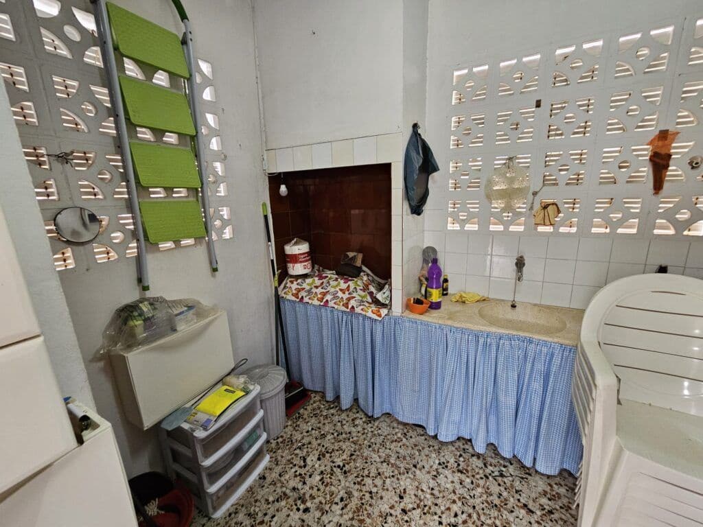 2 chambre Villa/Maison à vendre à Oliva avec garage - 335 000 € (Ref: 9555581)