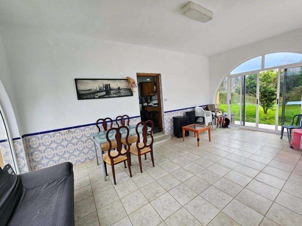 4 chambre Villa/Maison à vendre à Oliva avec garage - 315 000 € (Ref: 9555582)