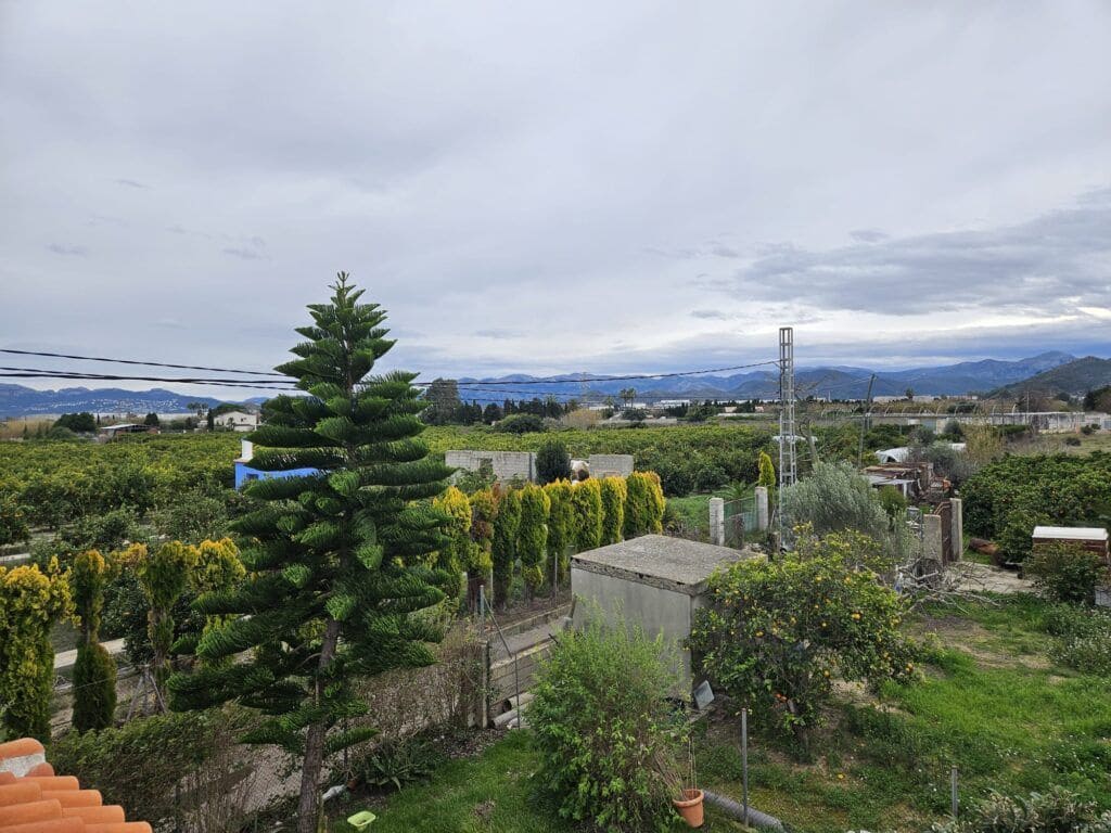 4 chambre Villa/Maison à vendre à Oliva avec garage - 315 000 € (Ref: 9555582)