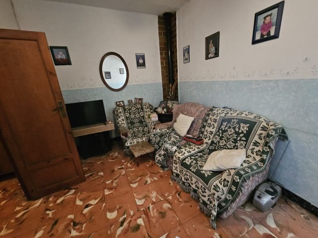 8 sovrum Hus till salu i Oliva - 69 000 € (Ref: 9574493)