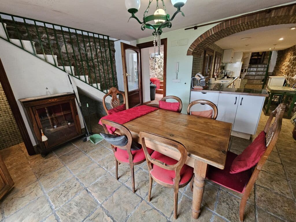 4 soverom Hus til salgs i Oliva - € 259 000 (Ref: 9658506)