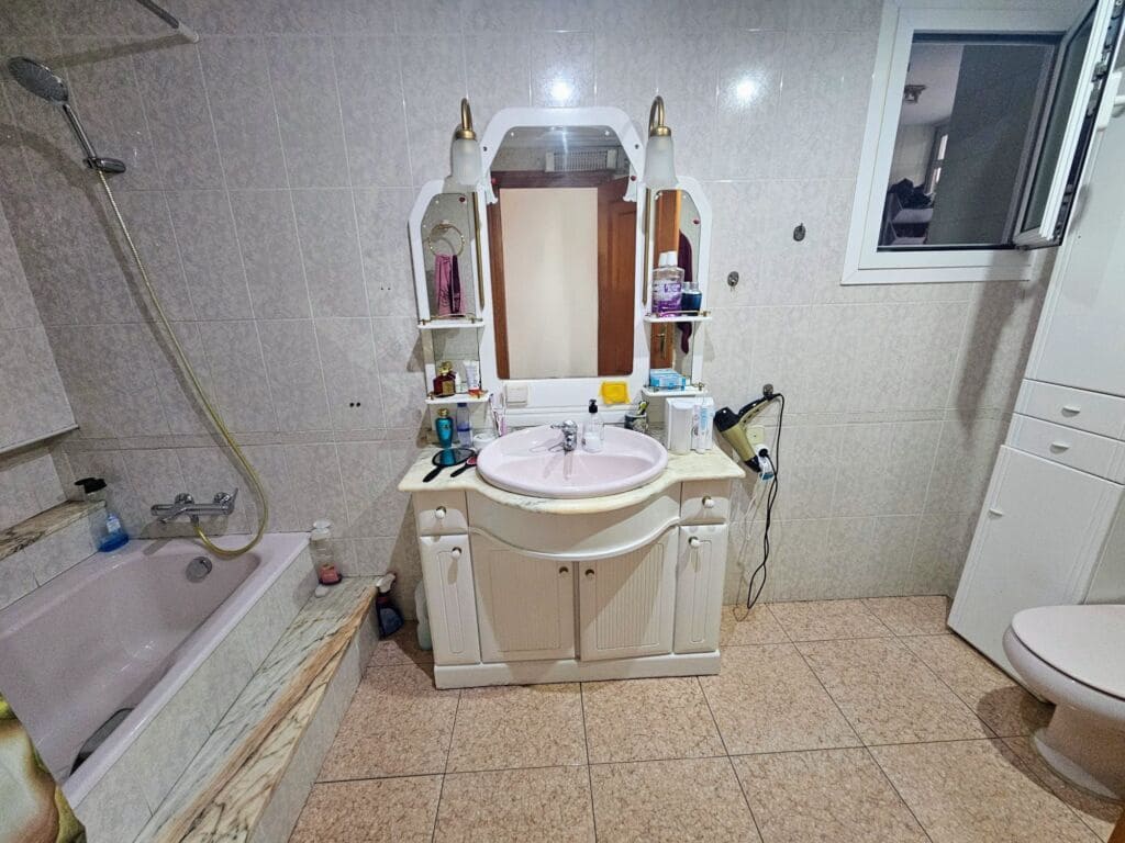 3 makuuhuone Huoneisto myytävänä paikassa Oliva - 125 000 € (Ref: 9658508)