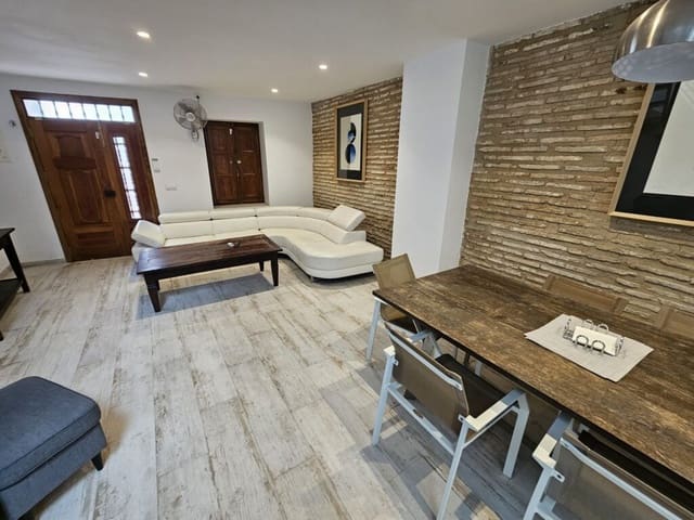 3 bedroom Townhouse for sale in Oliva - € 270,000 (Ref: 9726495)