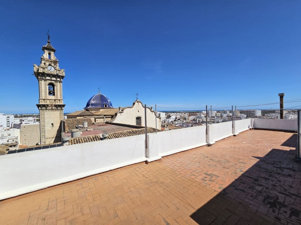 3 bedroom Apartment for sale in Oliva with garage - € 149,950 (Ref: 9744114)