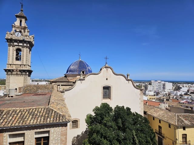 3 bedroom Apartment for sale in Oliva with garage - € 149,950 (Ref: 9744114)