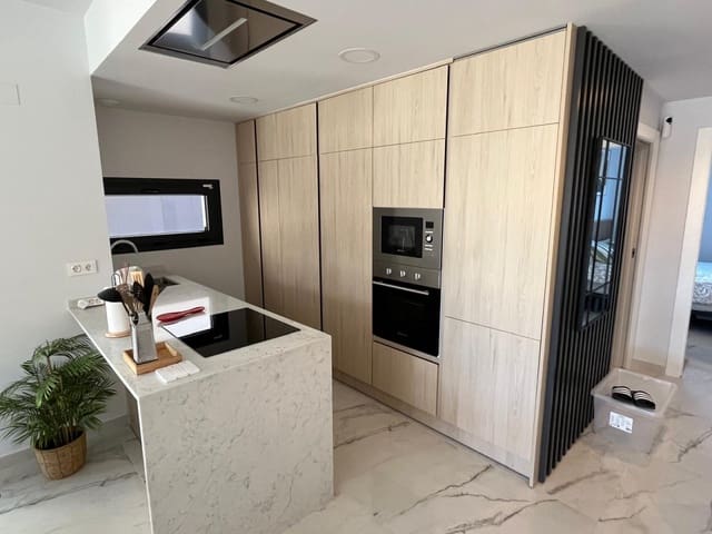 2 soverom Leilighet til salgs i Los Altos med svømmebasseng garasje - € 295 000 (Ref: 10009301)