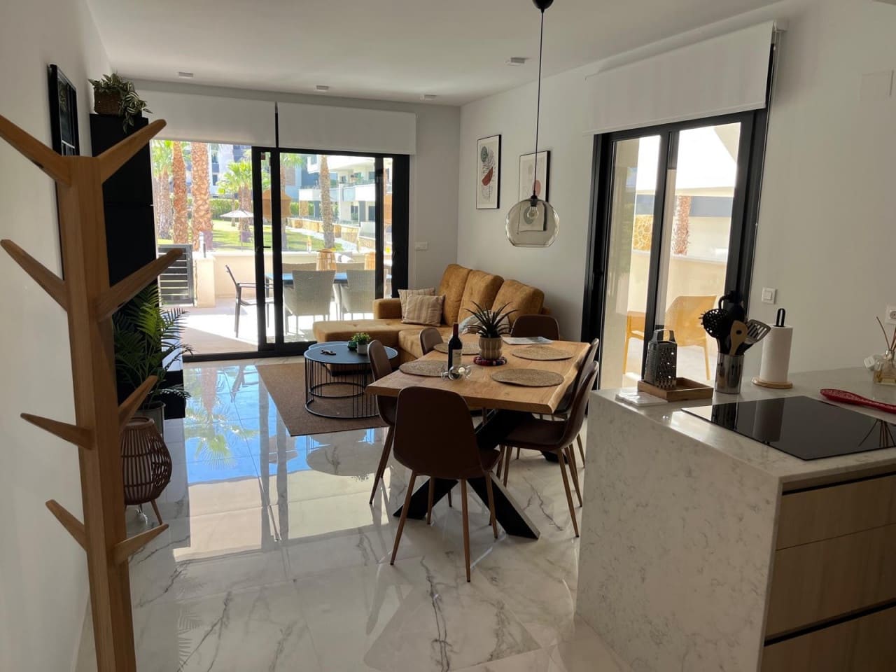 Apartamento de 2 habitaciones en Los Altos en venta con piscina garaje - 295.000 € (Ref: 10009301)