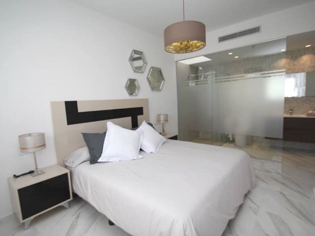3 sovrum Radhus till salu i San Miguel de Salinas med pool garage - 399 000 € (Ref: 10015815)