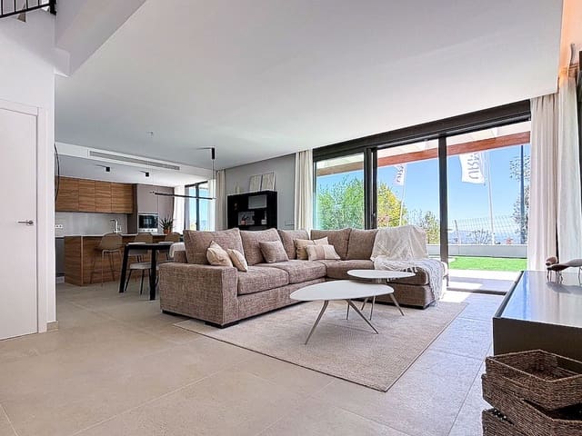 2 bedroom Villa for sale in Polop with pool - € 498,700 (Ref: 10021172)