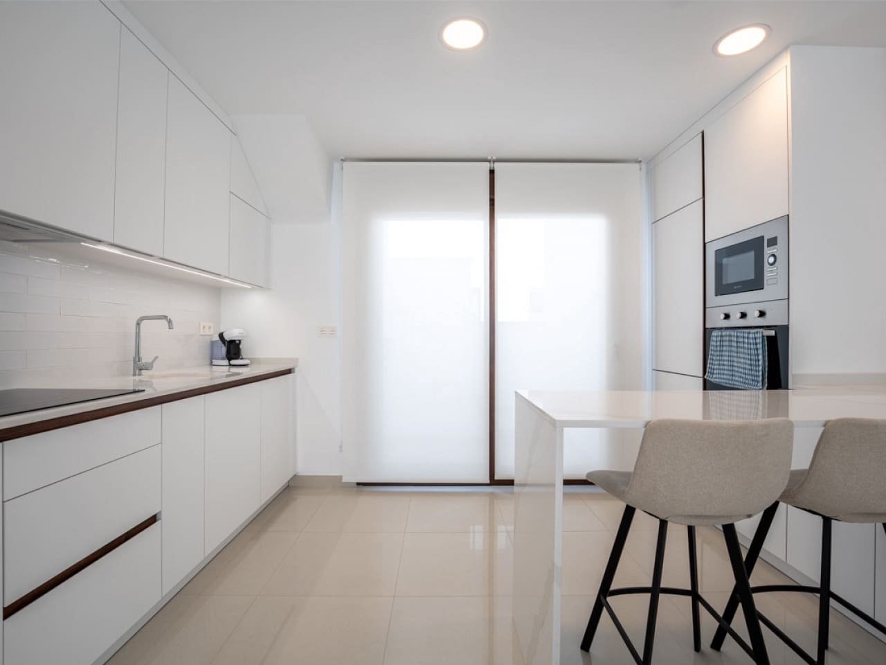 2 slaapkamer Rijtjeshuis te koop in Torrevieja met zwembad garage - € 345.000 (Ref: 10021174)