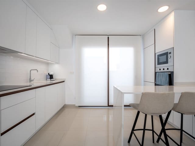 2 bedroom Terraced Villa for sale in Torrevieja with pool garage - € 345,000 (Ref: 10021174)
