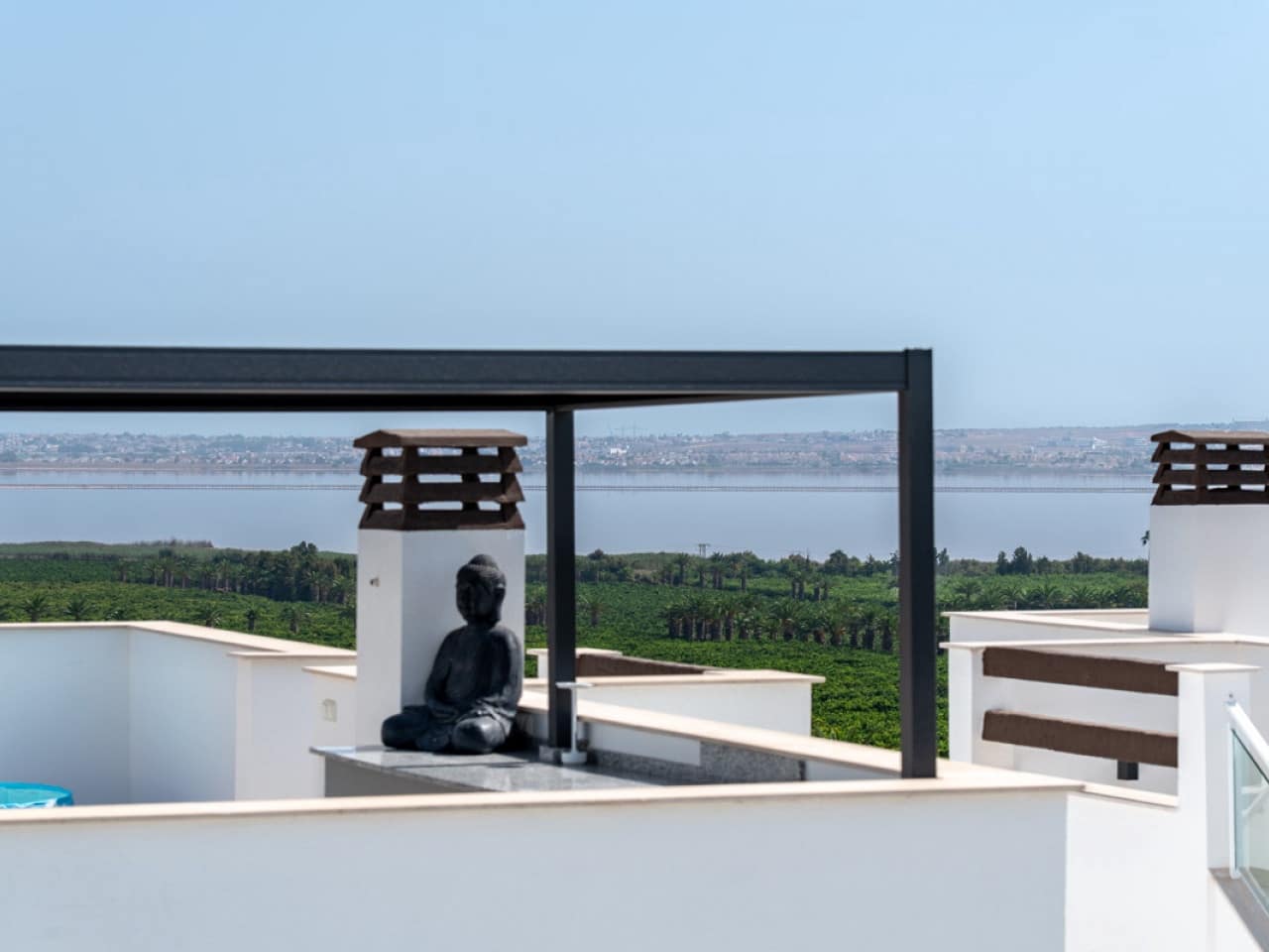 2 slaapkamer Rijtjeshuis te koop in Torrevieja met zwembad garage - € 345.000 (Ref: 10021174)
