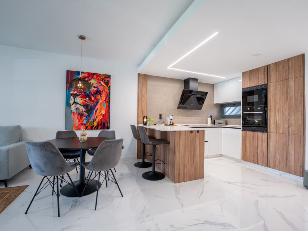 Apartamento de 3 habitaciones en El Raso en venta con piscina garaje - 295.000 € (Ref: 10030727)