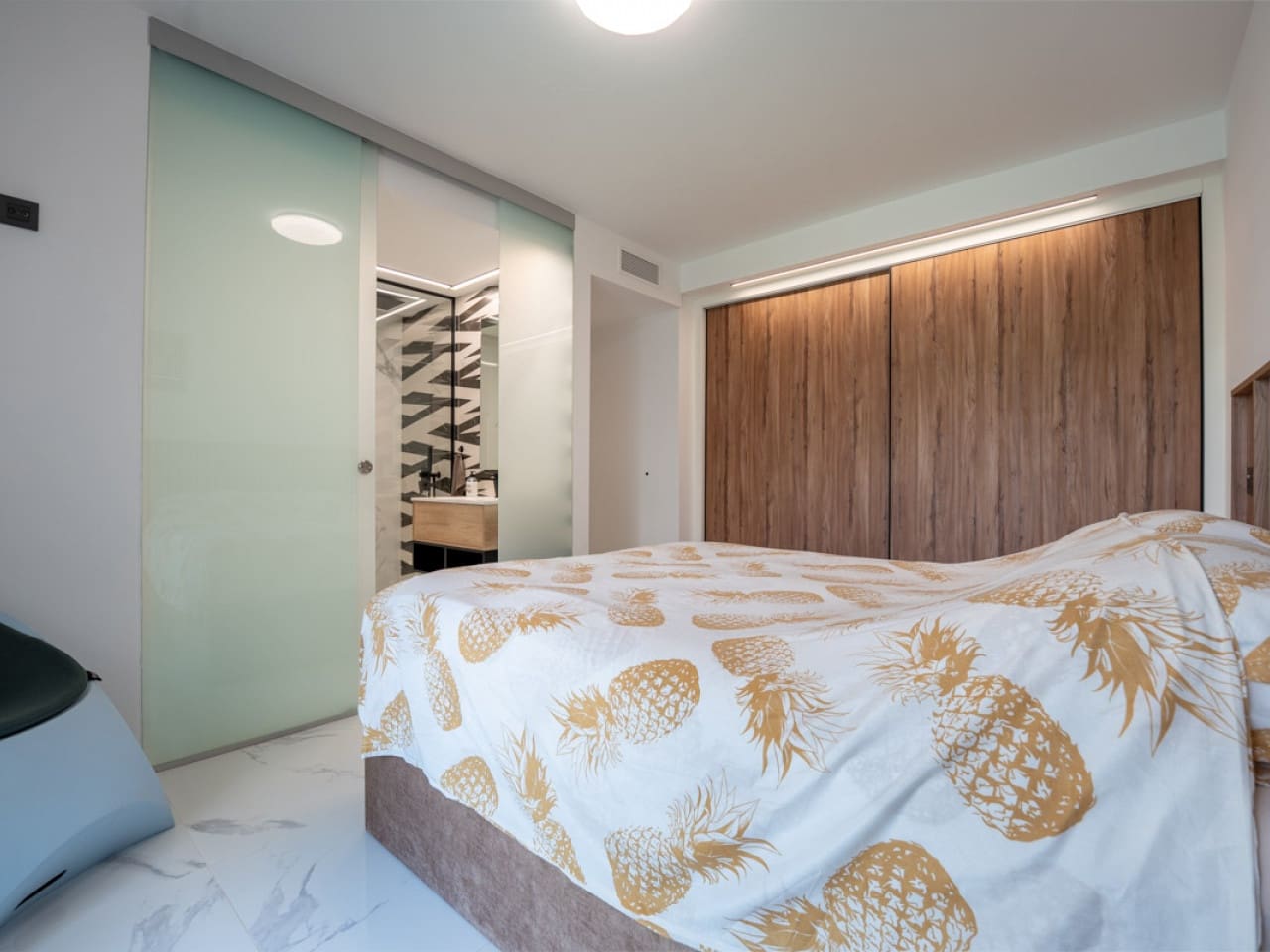 Apartamento de 3 habitaciones en El Raso en venta con piscina garaje - 295.000 € (Ref: 10030727)
