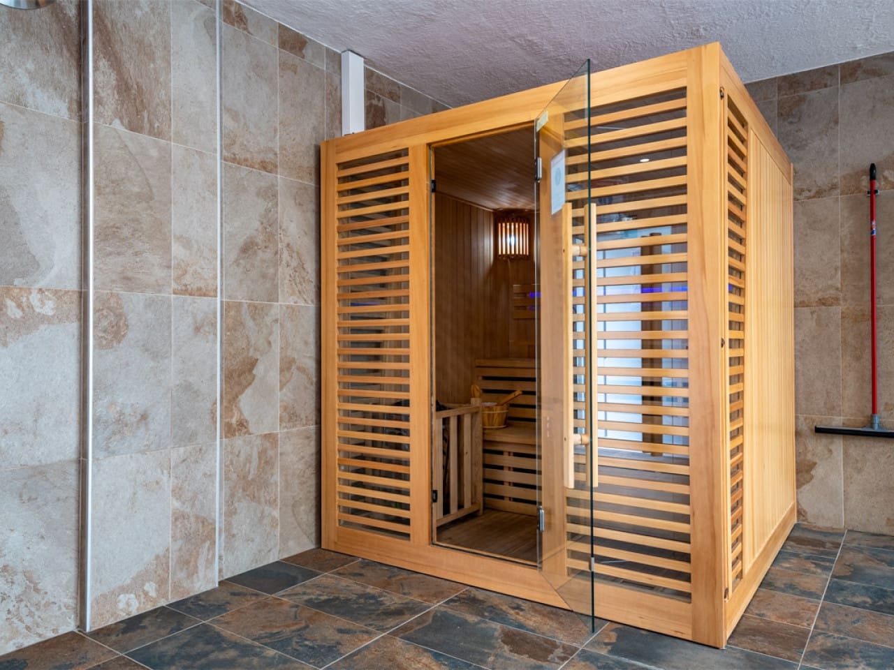 Apartamento de 3 habitaciones en El Raso en venta con piscina garaje - 295.000 € (Ref: 10030727)