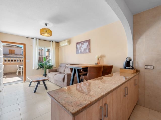 2 quarto Moradia em Banda para venda em Torrevieja com piscina - 178 995 € (Ref: 10032384)