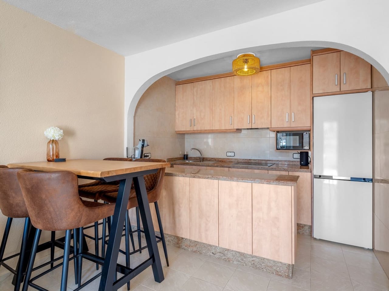 2 slaapkamer Rijtjeshuis te koop in Torrevieja met zwembad - € 178.995 (Ref: 10032384)