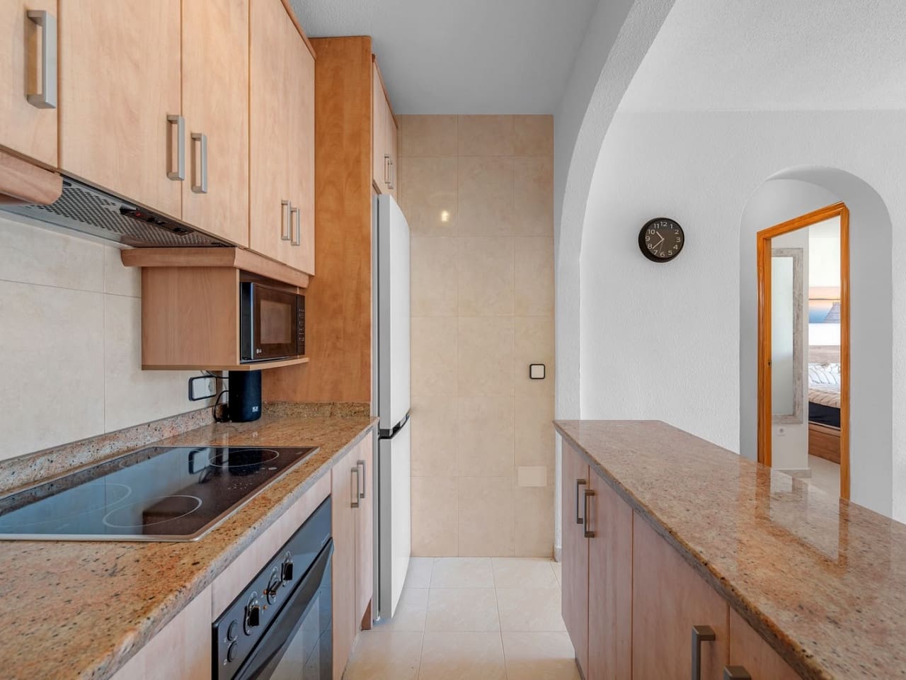 2 slaapkamer Rijtjeshuis te koop in Torrevieja met zwembad - € 178.995 (Ref: 10032384)