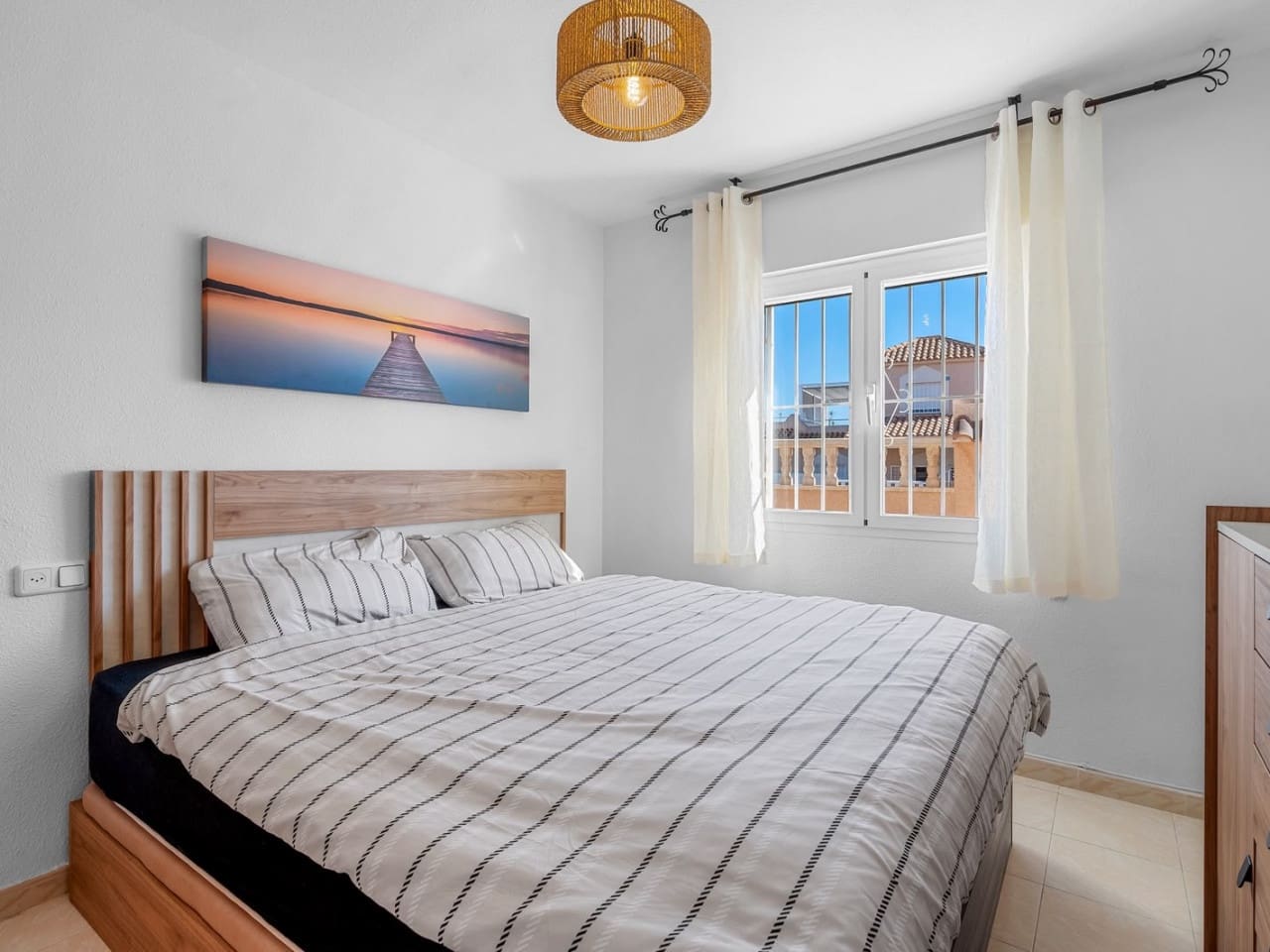 2 slaapkamer Rijtjeshuis te koop in Torrevieja met zwembad - € 178.995 (Ref: 10032384)