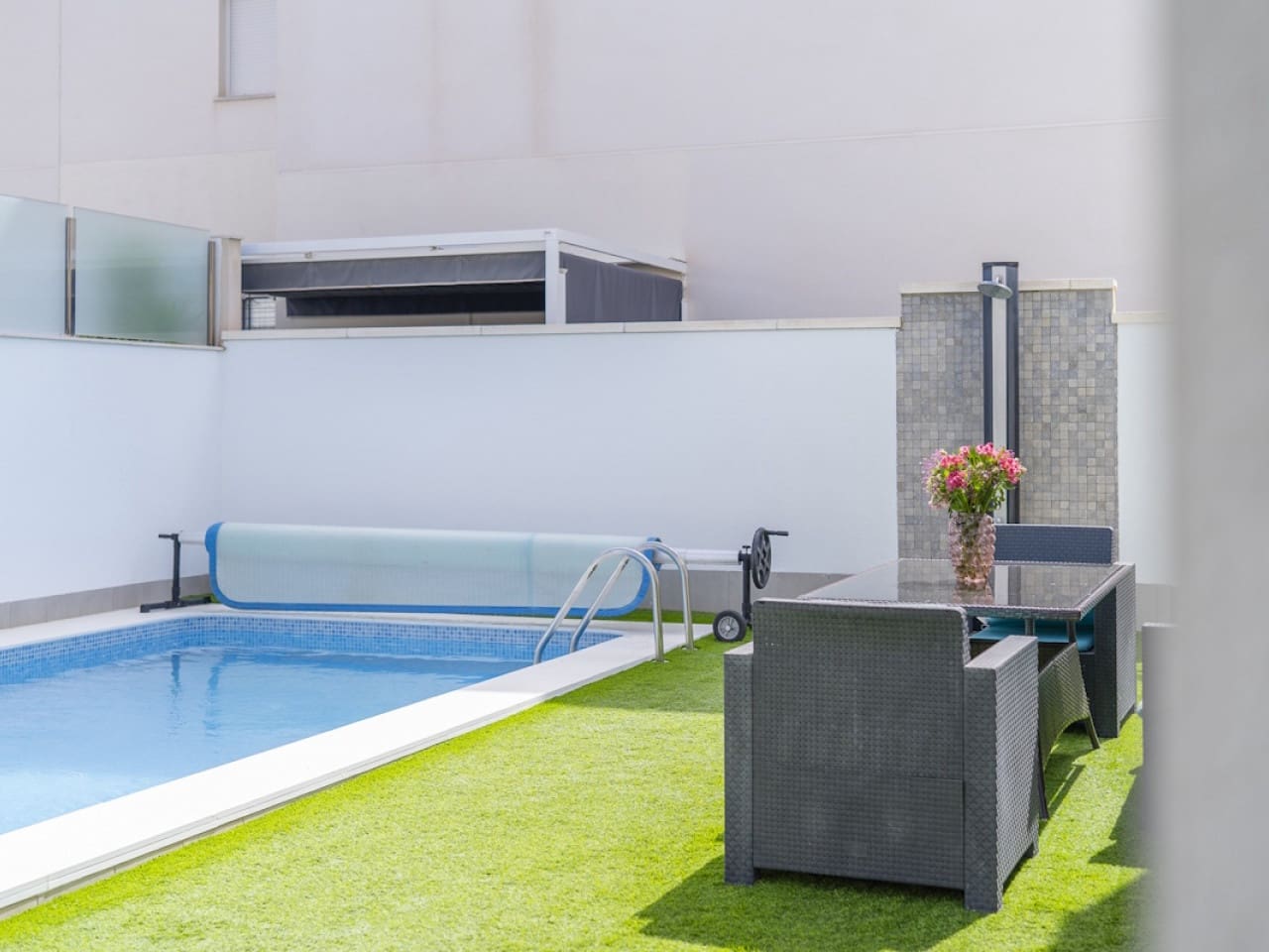 Chalet de 5 habitaciones en Aguas Nuevas en venta con piscina - 559.000 € (Ref: 10045291)