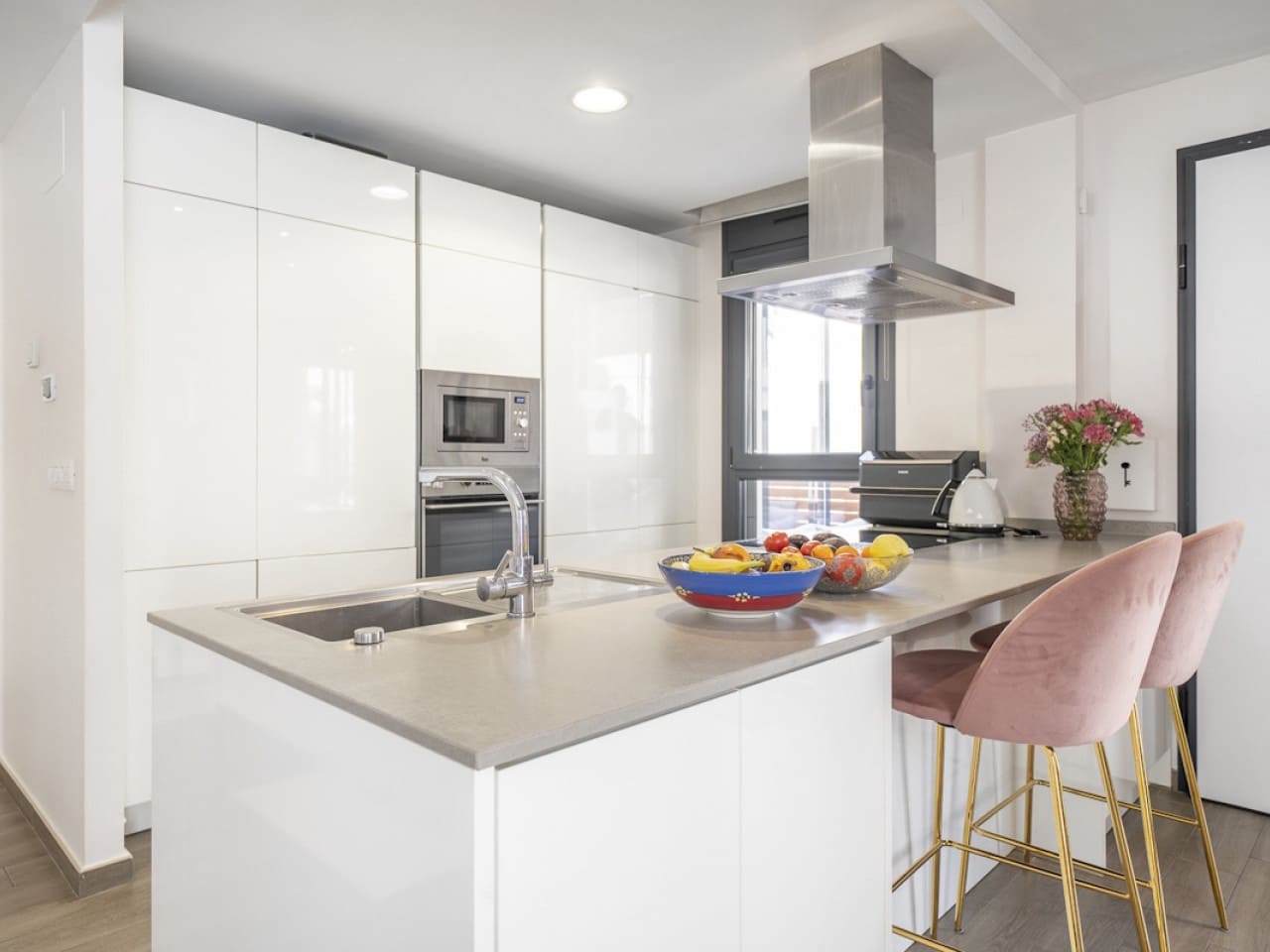 Chalet de 5 habitaciones en Aguas Nuevas en venta con piscina - 559.000 € (Ref: 10045291)