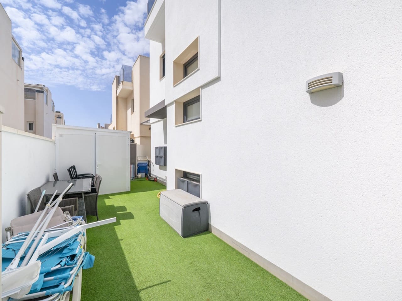 Chalet de 5 habitaciones en Aguas Nuevas en venta con piscina - 559.000 € (Ref: 10045291)