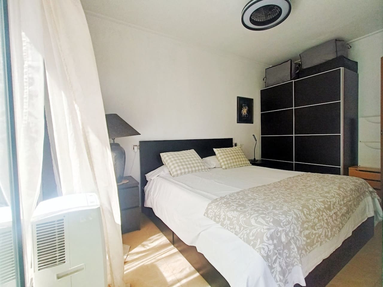 Apartamento de 3 habitaciones en Torrevieja en venta con garaje - 269.000 € (Ref: 10055567)
