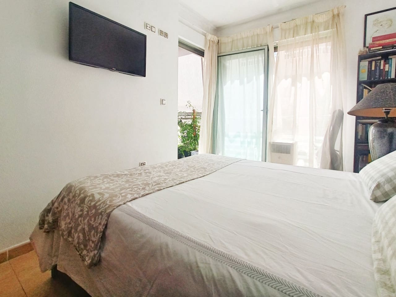 Apartamento de 3 habitaciones en Torrevieja en venta con garaje - 269.000 € (Ref: 10055567)