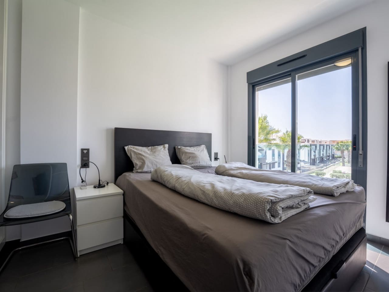 2 Zimmer Apartment zu verkaufen in Orihuela Costa mit Pool Garage - 299.900 € (Ref: 10075631)