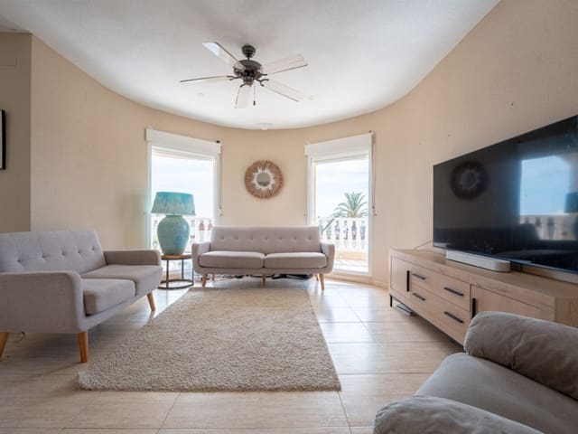 Chalet de 5 habitaciones en Ciudad Quesada, Rojales en venta con piscina garaje - 595.000 € (Ref: 10075633)