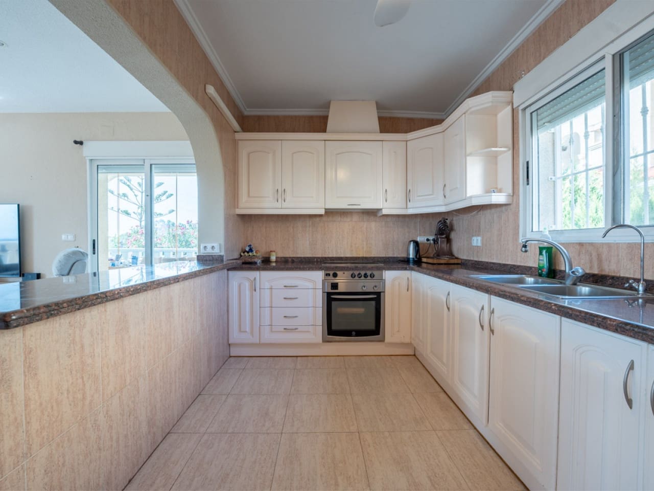 5 slaapkamer Villa te koop in Ciudad Quesada met zwembad garage - € 595.000 (Ref: 10075633)