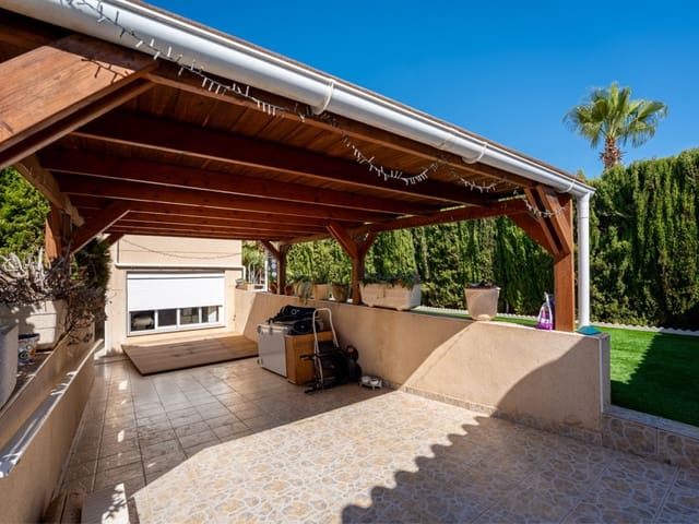 Chalet de 5 habitaciones en Ciudad Quesada, Rojales en venta con piscina garaje - 595.000 € (Ref: 10075633)