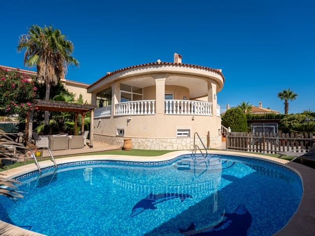 Chalet de 5 habitaciones en Ciudad Quesada, Rojales en venta con piscina garaje - 595.000 € (Ref: 10075633)