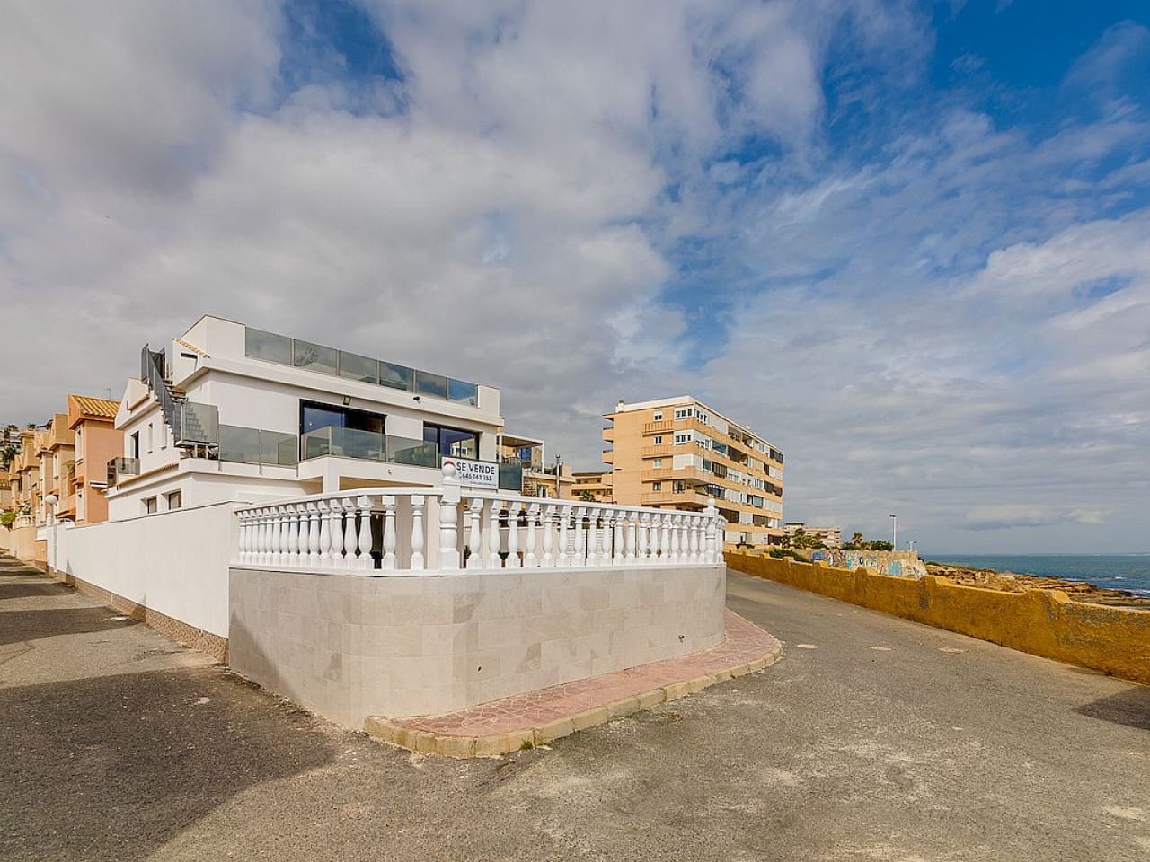 4 slaapkamer Villa te koop in Cabo Cervera met zwembad garage - € 990.000 (Ref: 10078340)